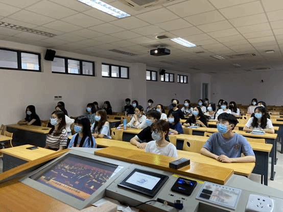 EABB0D2350FE33639A01A4D9C755CA08