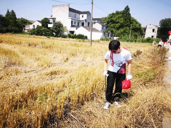 说明: EE9E716DE2A98E8A7A8C50E52F930B40